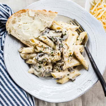 Creamy Mushroom Mac & Cheese