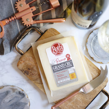 Roth Grand Cru Reserve cheese on cheese board