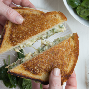 Jalapeno popper grilled cheese sandwich