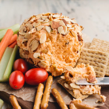 Spicy Buffalo Cheese Ball