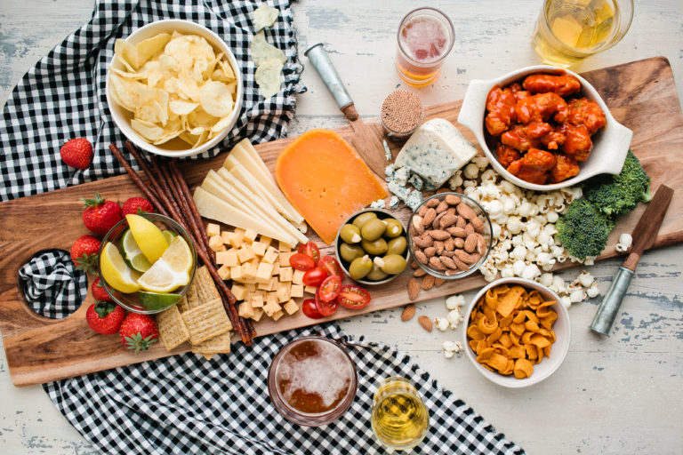 How to Make a Tailgating Cheeseboard