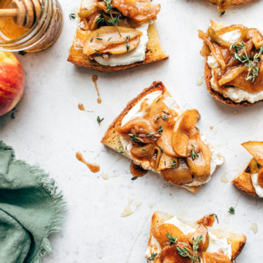 Cinnamon Baked Apples with Creamy Chèvre