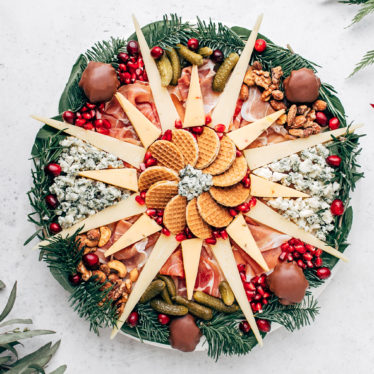 The Ultimate Step-by-Step Holiday Cheeseboard Guide