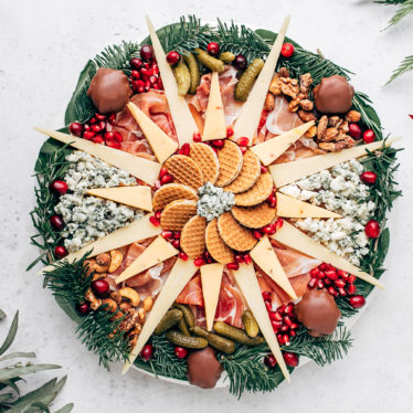 Holiday Cheeseboard Wreath