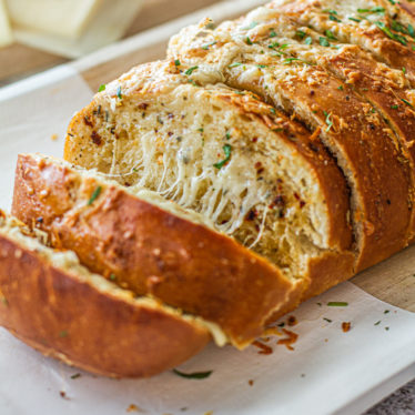 The Cheesiest Garlic Bread