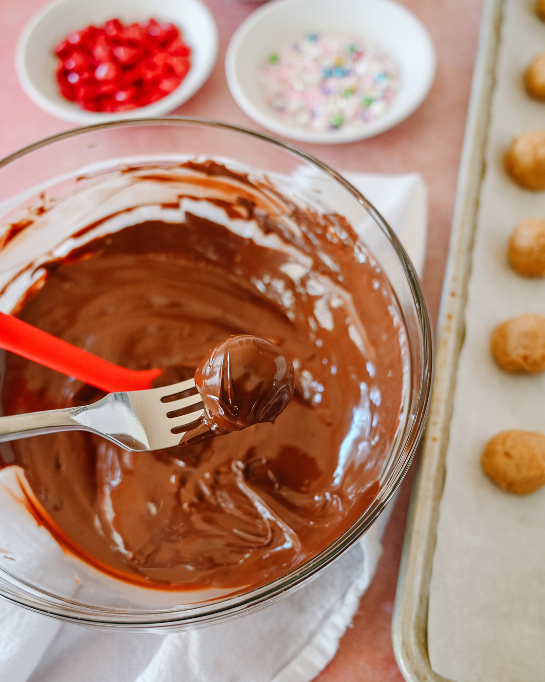 How to Make Peanut Butter Balls / Step 04