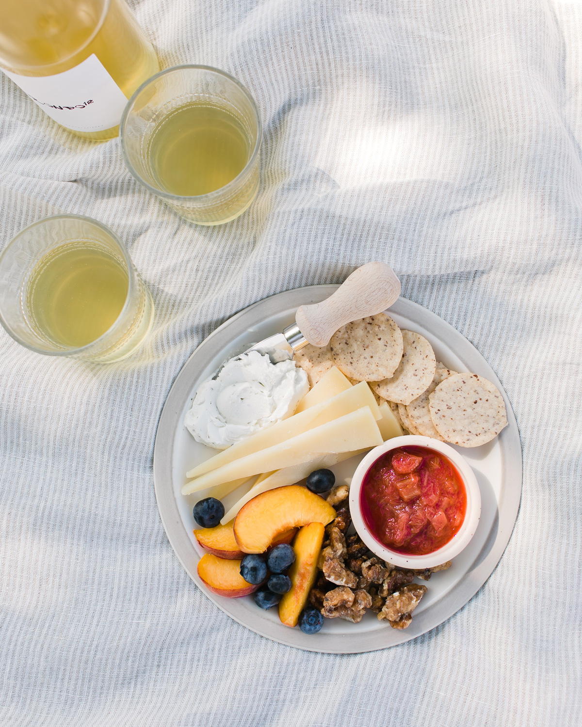 summer wine and cheese pairings