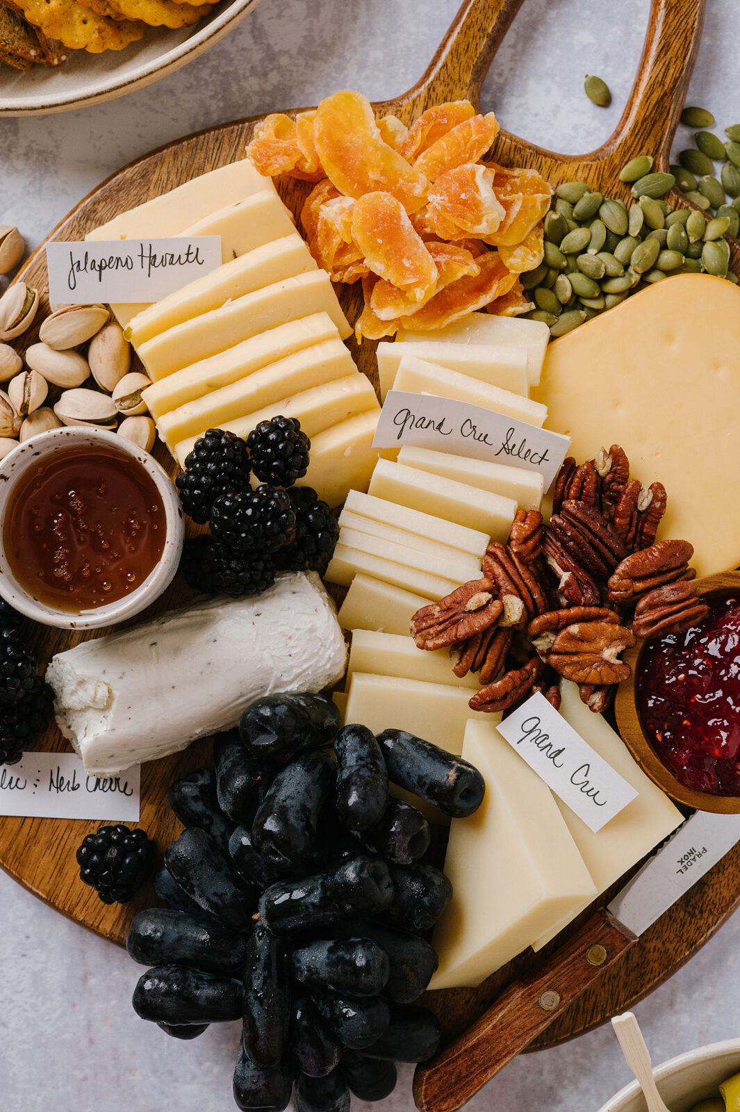 How to Build a Holiday Pantry Cheeseboard