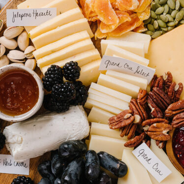 How to Build a Holiday Pantry Cheeseboard