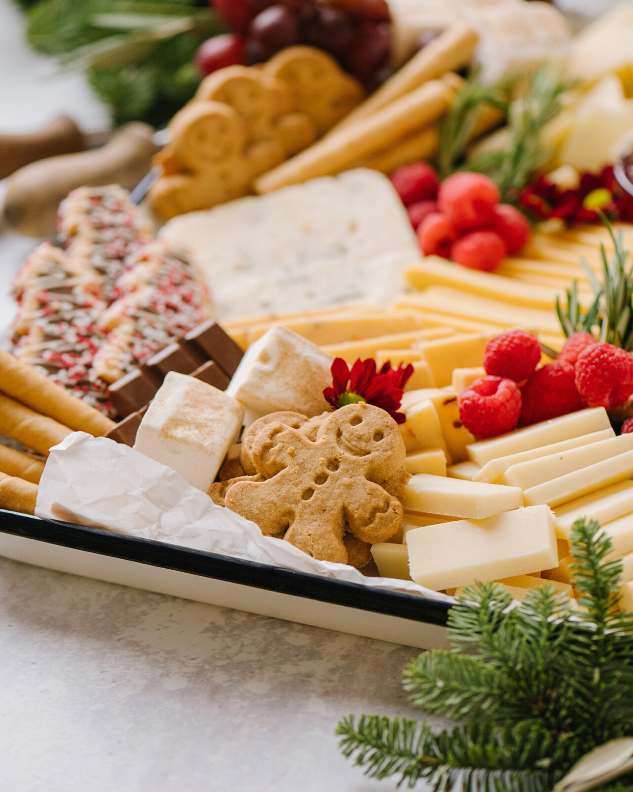 The Ultimate Guide to Holiday Entertaining with Cheese
